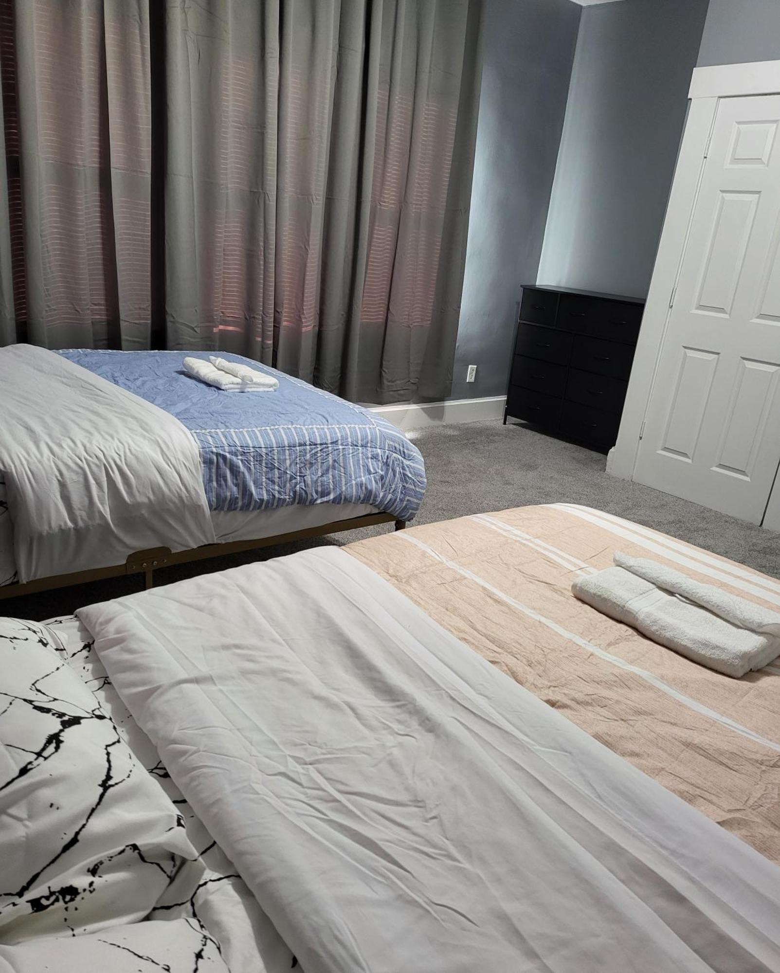 Guest Room With Two Double Beds In Columbus Oh, Airport Location Dış mekan fotoğraf