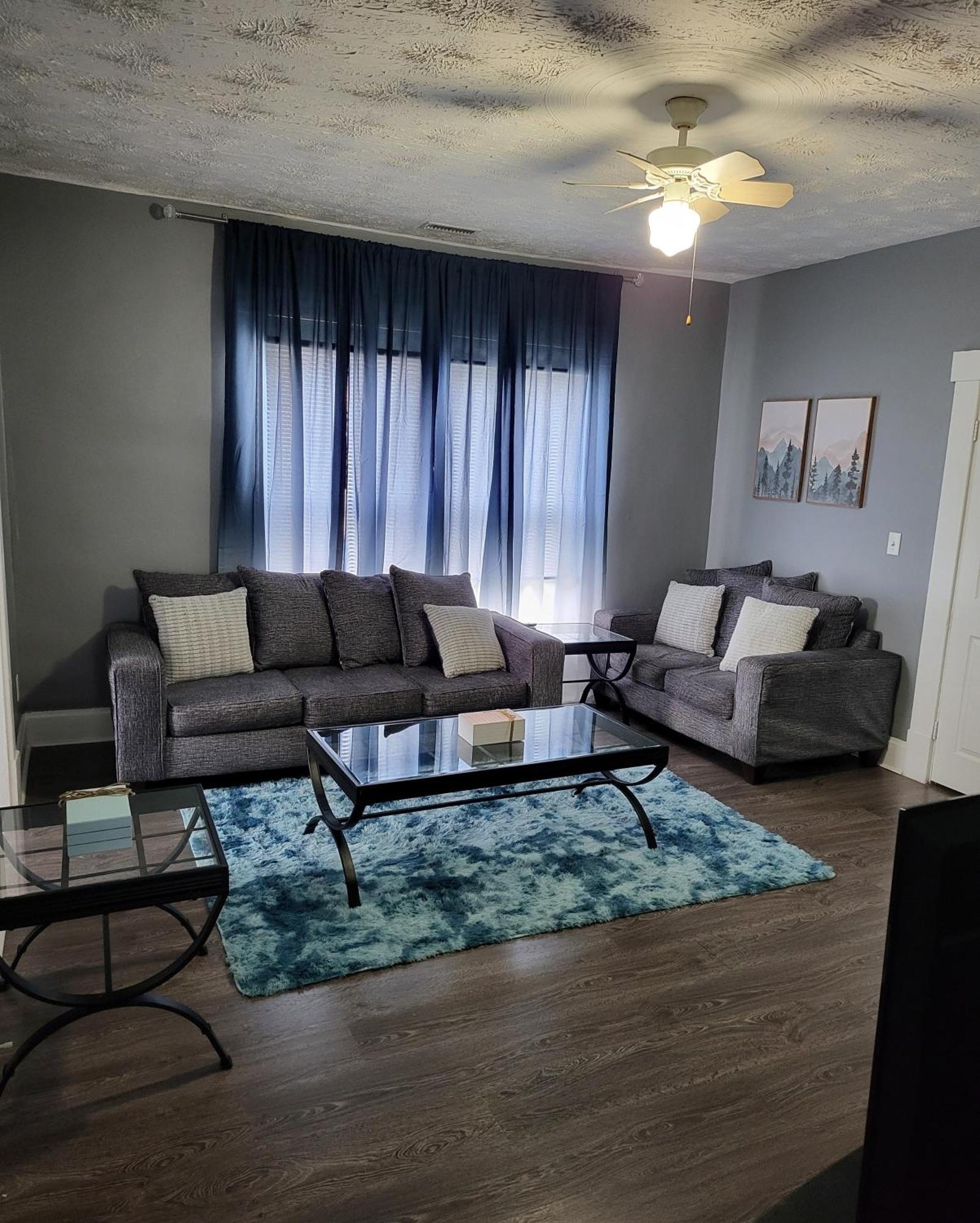 Guest Room With Two Double Beds In Columbus Oh, Airport Location Dış mekan fotoğraf
