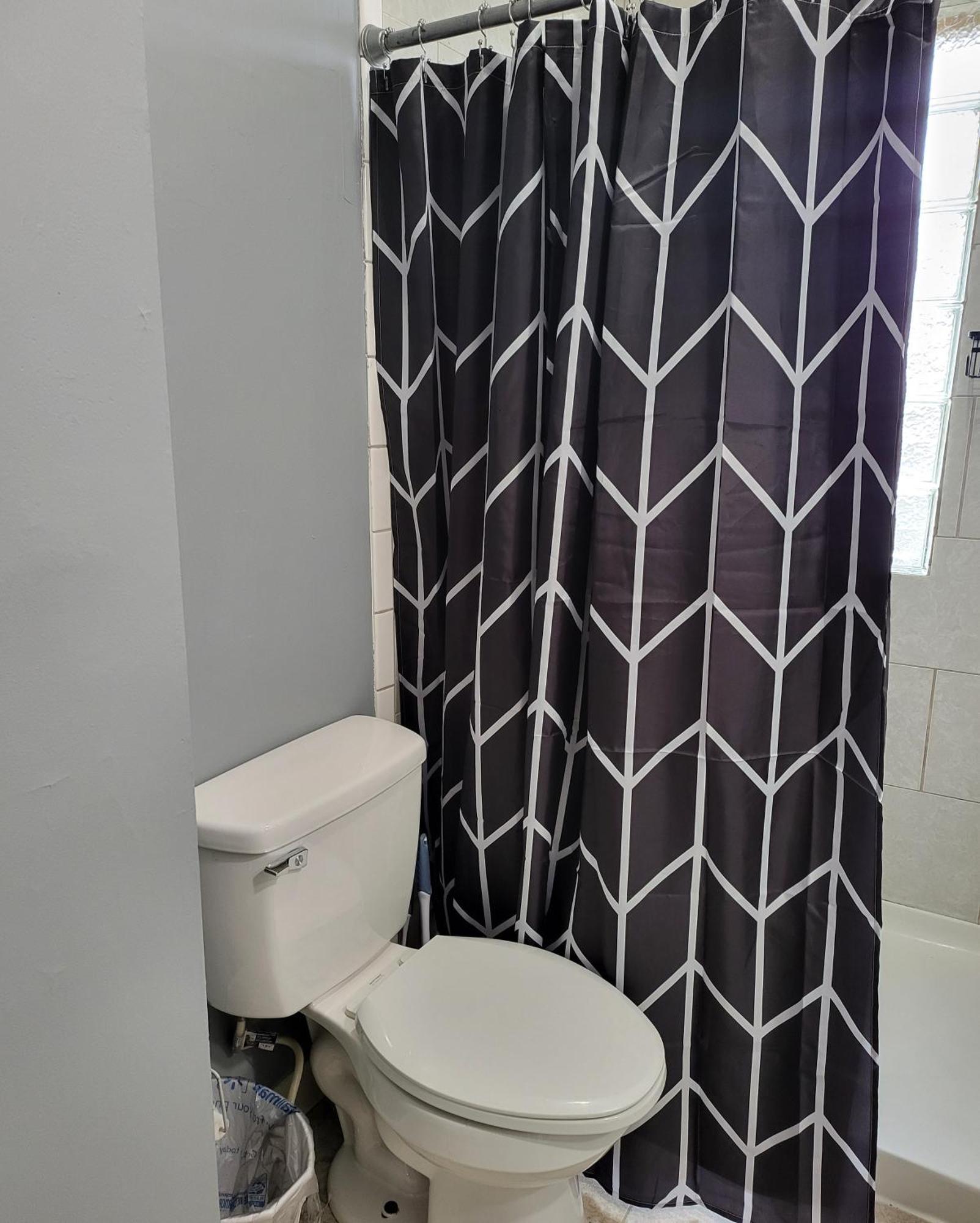 Guest Room With Two Double Beds In Columbus Oh, Airport Location Dış mekan fotoğraf